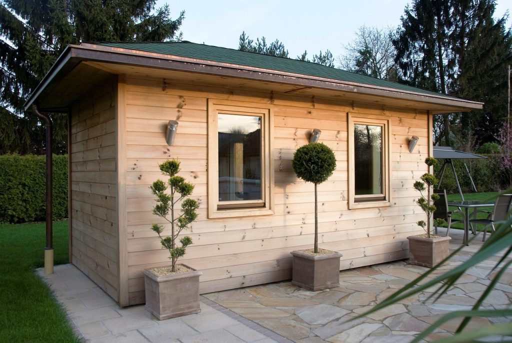 Installer un sauna extérieur dans son jardin : le guide 2023